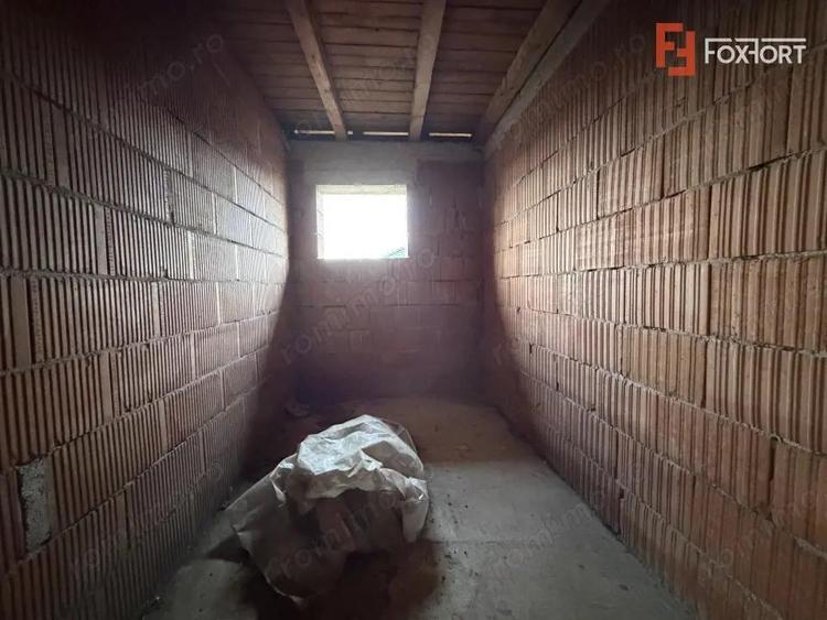 OPORTUNITATE - Casa individuala la rosu, teren de 851 mp in Peciu Nou - 13