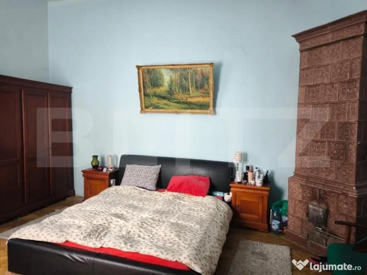 Casă cu 5 camere cu Teren 585 Mp în George Enescu