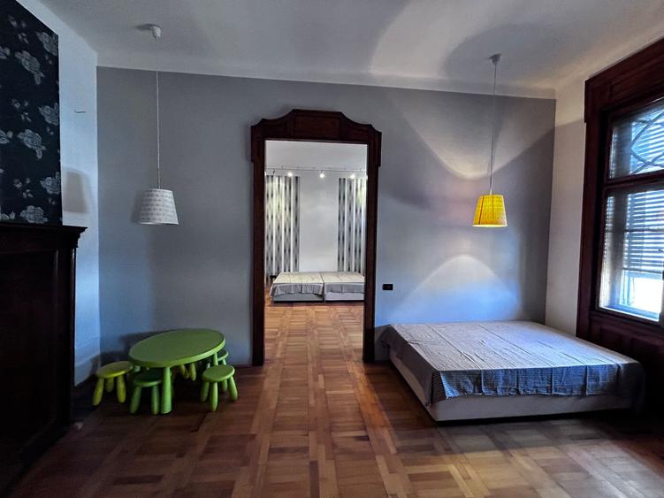 in cadrul unei cladire simbolice demne de remarcat- PALATUL BANATEAN - 6