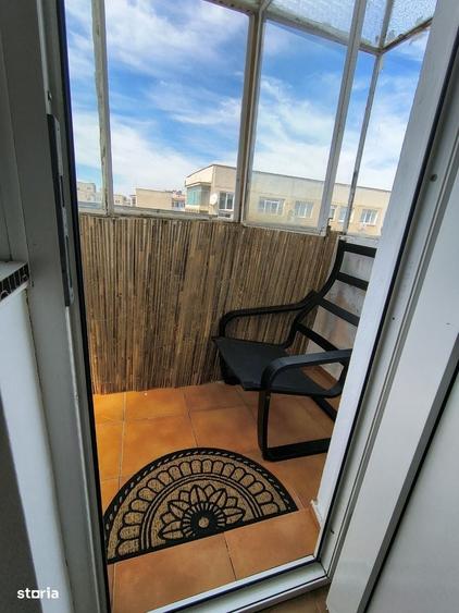 Apartament cu 3 camere, mobilat în Tineretului