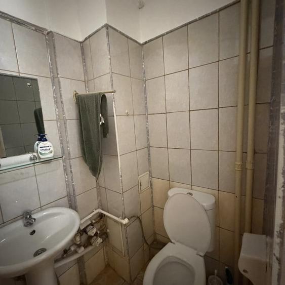 3 camere| Drumul taberei | Bloc 1983 | Metrou 1 Mai | 8 min - 9