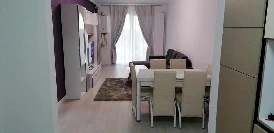 Inchiriez apartament cu doua camere foarte mari in White Tower (complet utilat) 2500 lei. - 8