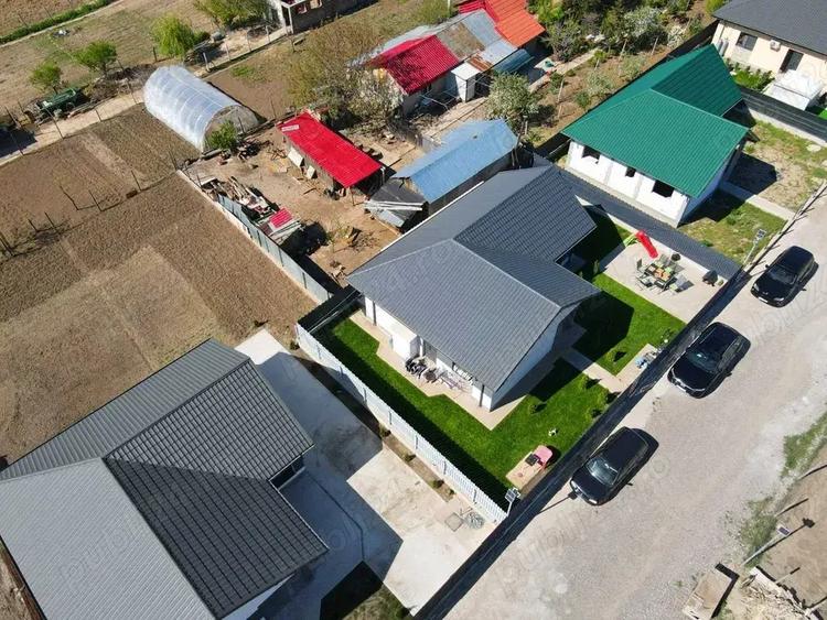 Locuin?a perfecta pentru familie, in sat Vasile Alecsandri (Galati) - 9