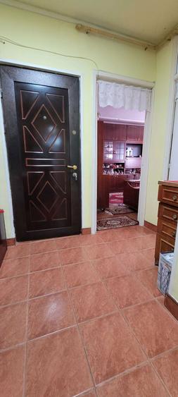 Vand apartament 2 camere decomandat zona Intim Arad. Etaj 4 din 4 - 7
