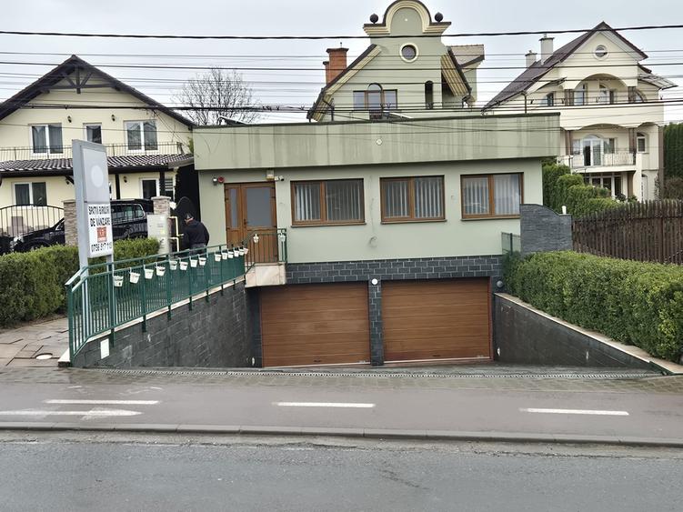 Spatiu comercial de vanzare/inchiriat - 1