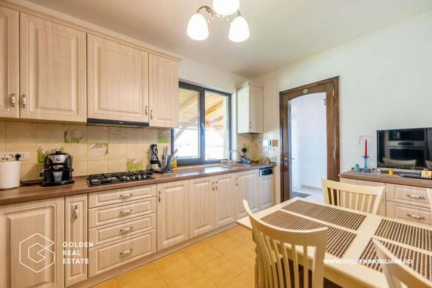 Vila de lux in localitatea Livada - 10