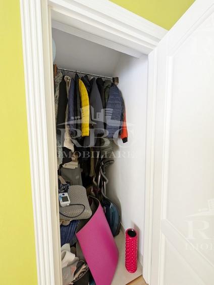 Casa cuplata finisata cu teren 300 mp Floresti str. Narciselor - 17