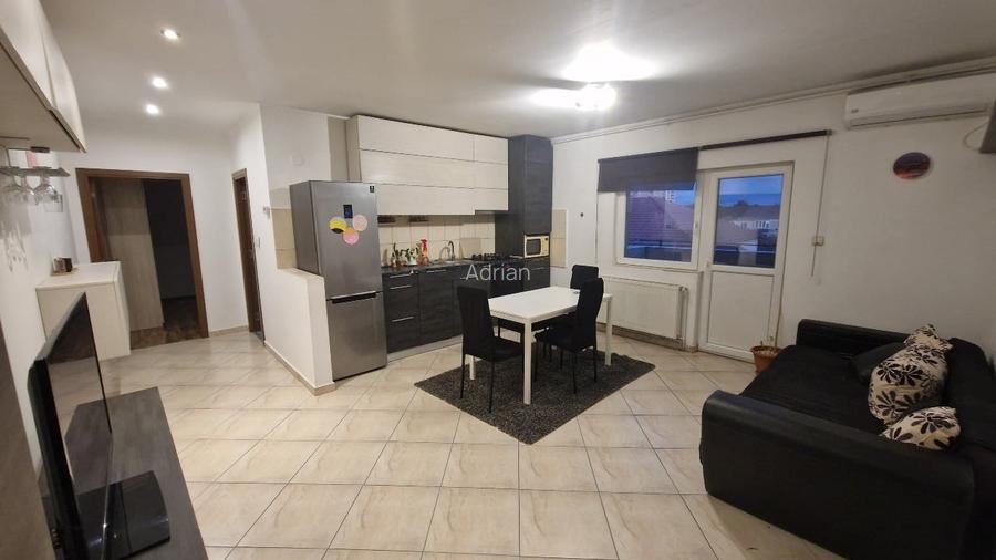 3 camere, 65 mp utili+2 balcoane, centrala, bloc izolat,clima,complet utilat