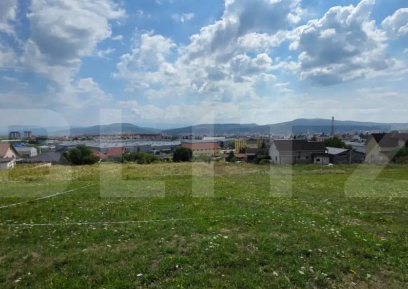 10.000 mp Potrivit pentru proiect reziden?ial sau par - 1