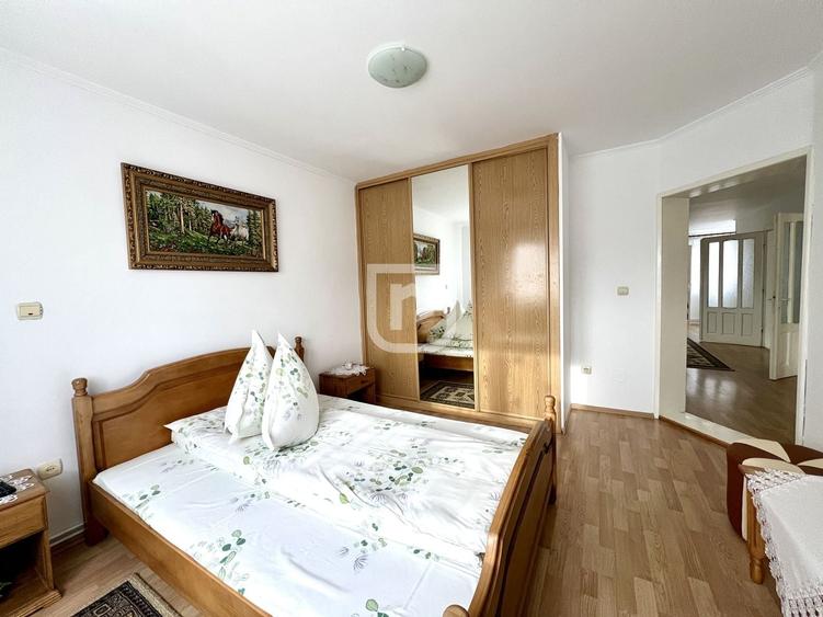 Casa de vacanta spatioasa de vanzare 6 dormitoare in Gura Humorului - 10