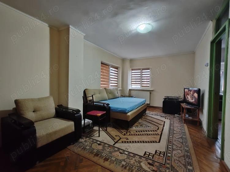 Garsoniera Gavana 3, Q-uri, bloc 1992, centrala termica - 1