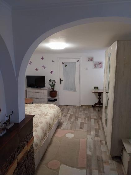 Casă de vânzare - 12