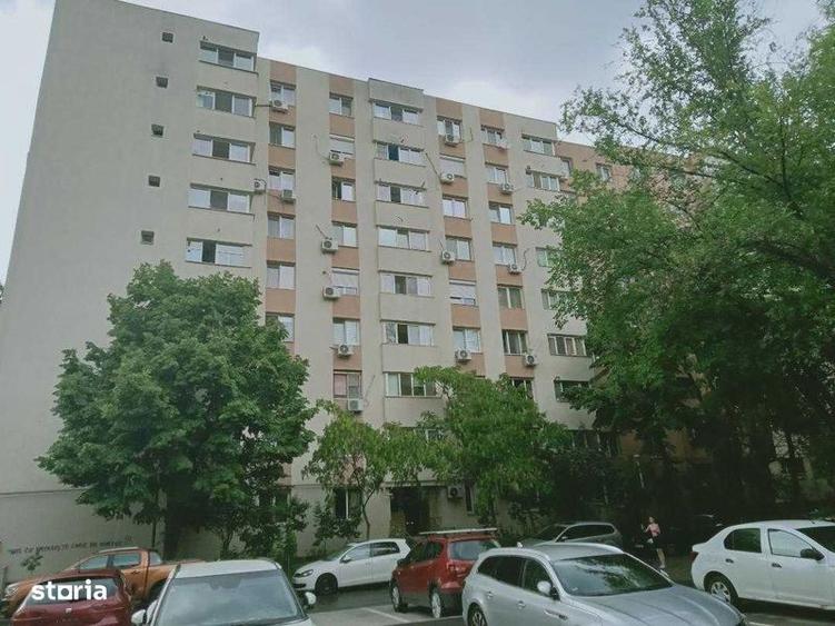 Ap. 3 Camere (zona Crangasi-- Pod Grand). - 1