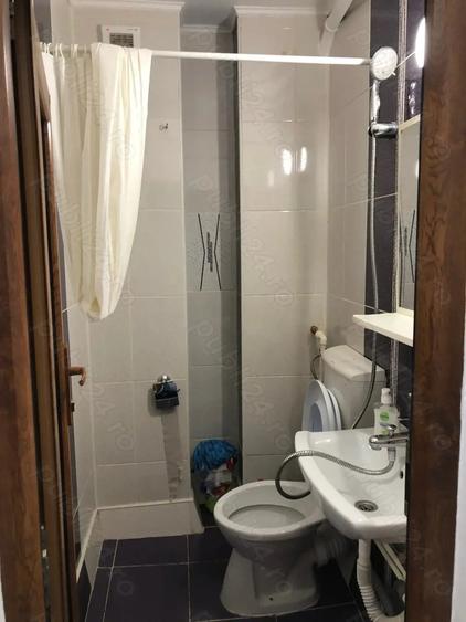 Vand garsoniera zona Titan , Bld.1 Decembrie intersectie cu Str.Postavarului - 6