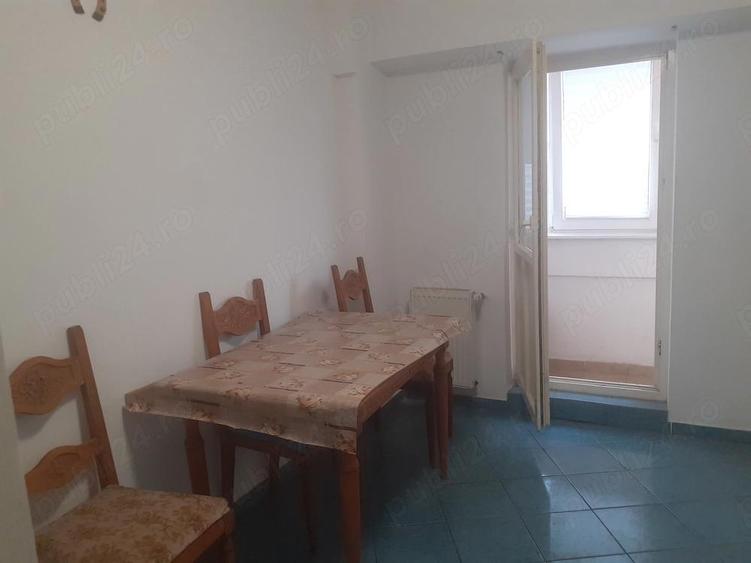 Inchiriere 2 camere cf. 1 dec. 6 din 7, cu suprafata totala de 60.mp. bloc cu lift, Zona Calarasi 4 - 19