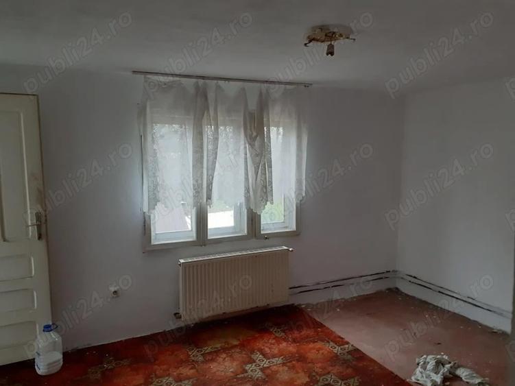 De vanzare casa +curte - 9