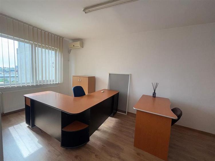 BIROURI DE INCHIRIAT| ORADEA| 32 MP | LOCURI DE PARCARE - 4