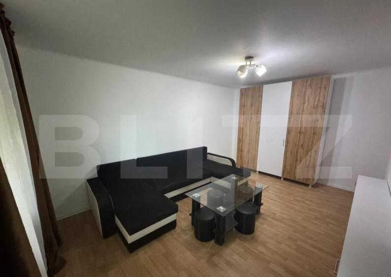 Apartament decomandat etajul 1, 52 mp, Rovine ,zona Parculet - 5