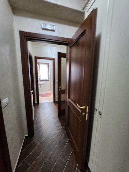 Apartament 3 camere 2 bai intrare Mamaia pe partea cu marea Mobilat utilat Lux - 36