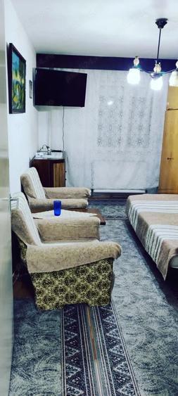 Persoana fizica inchiriez apartament 3 camere mobilat si utilat decomandat parter langa Complex Nord - 3