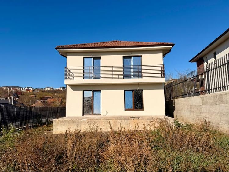 Casa individuala noua in Dezmir - semifinisata, teren 564 mp. - 15