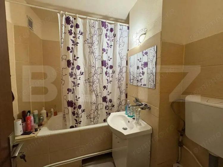 Apartament de vanzare, cu 3 camere in zona Pietei Flora - 1