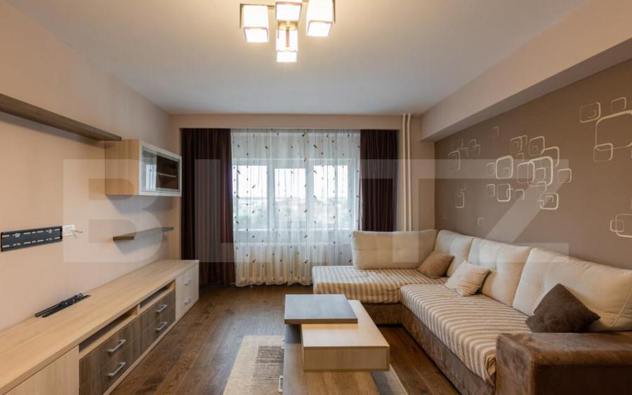 Apartament 3 camere, decomandat, 83 mp, etaj intermediar, zo - 17