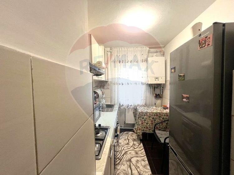 Apartament cu 2 camere semidecomandate de vânzare în zona Republicii - 6