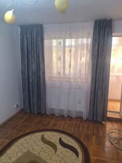 Inchiriez apartament cu doua camere decomandat - 4