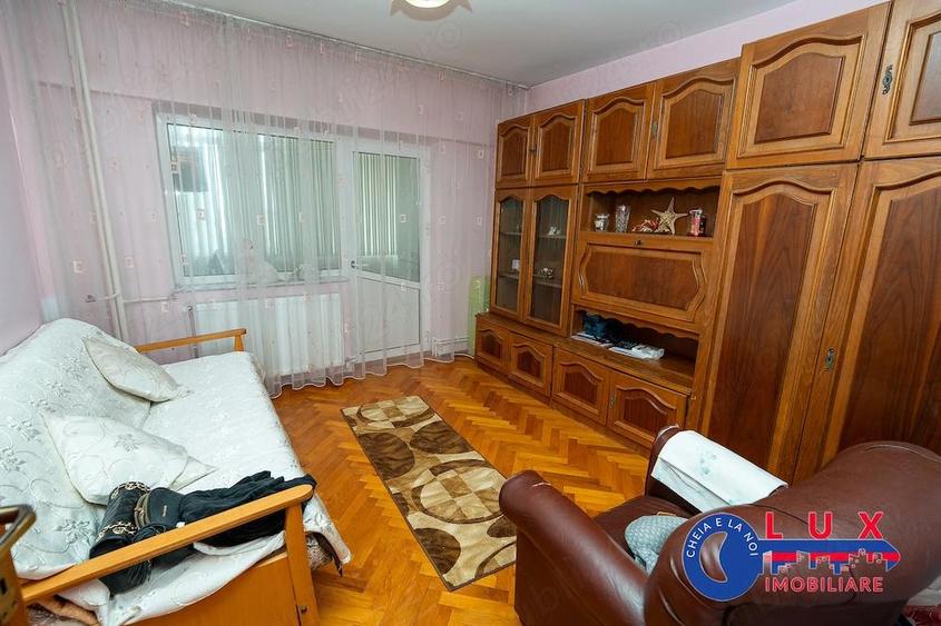 ID 3651 Apartament 3 camere Strada VICTORIEI - 9