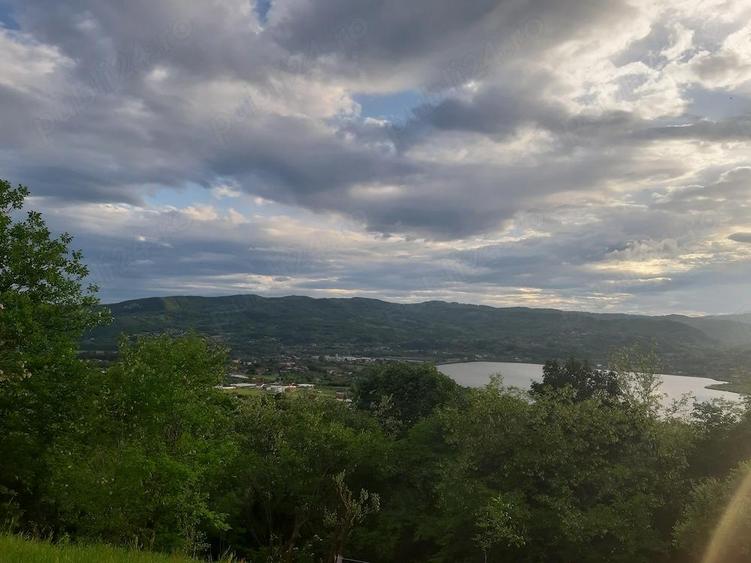 Teren pentru liniste - 3