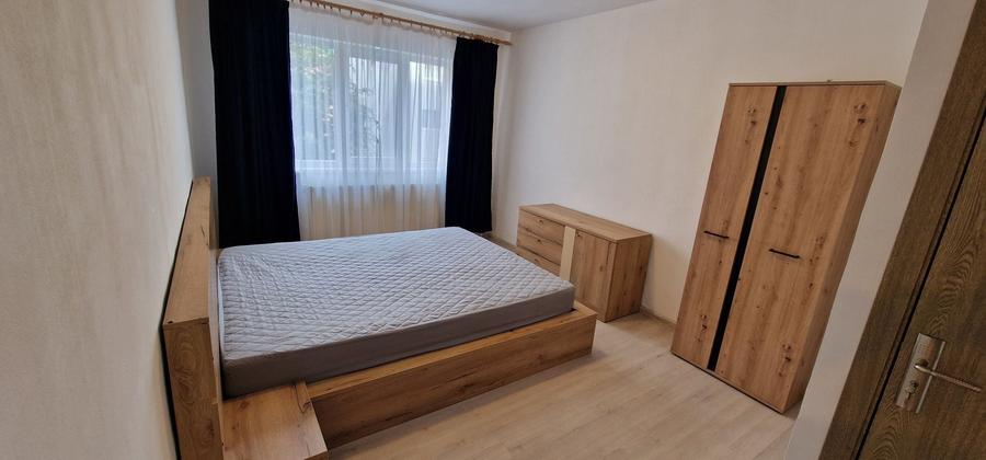 Inchiriez in Alba Iulia cetate ap 2 camere decomandat - 2