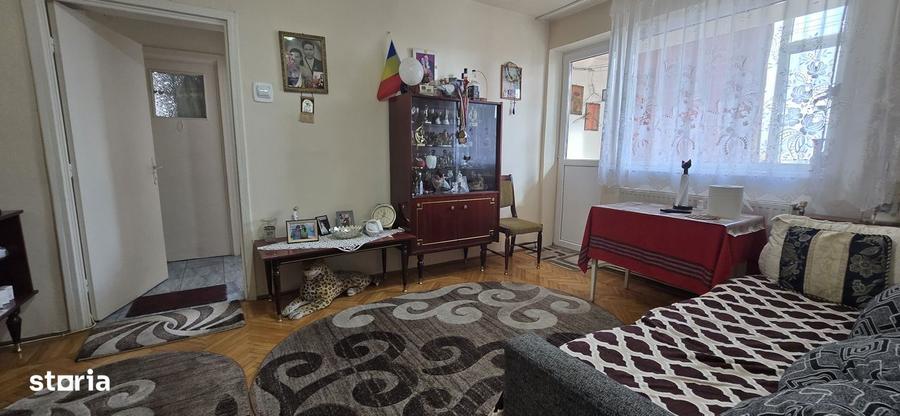 Aleea Trandafirilor Targovi?te, vanzare apartament 3camere, etaj3/4 - 2
