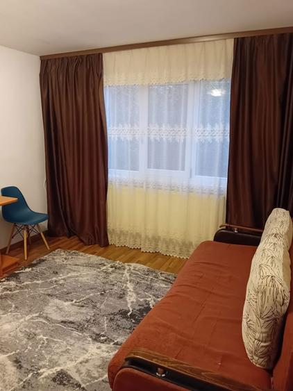 Inchiriez garsoniera - 1