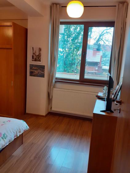 Inchiriez apatartament in Bucurestii Noi cu curte proprie - 4