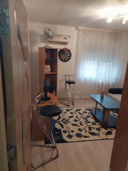 Garsoniera de inchiriat, decomandata - 1