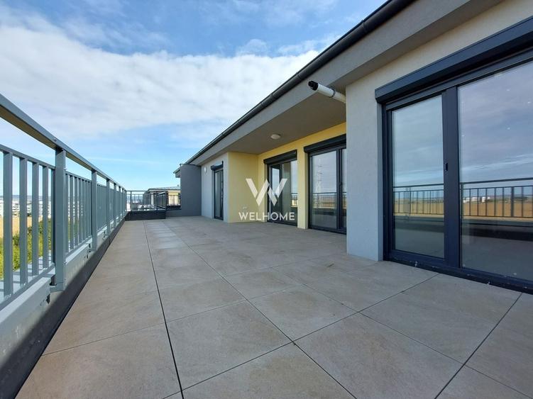 Penthouse cu 3 camere semidecomandat în Turnișor