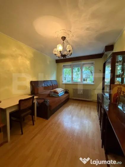 Apartament cu 2 camere decomandat în Micro 13