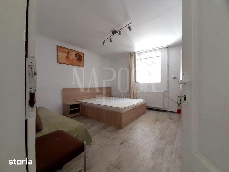 Casă cu 7 camere cu Teren 551 Mp în Sânmartin