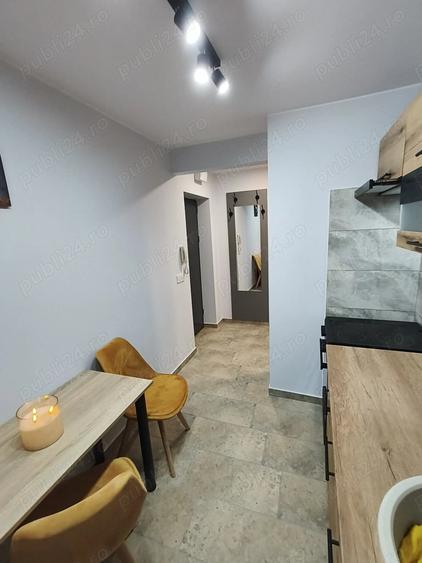Apartament cu 2 camere nedecomandat în Central