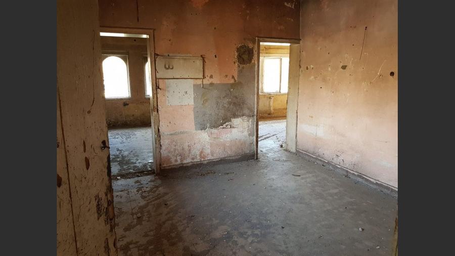 Casă cu 10 camere cu Teren 1800 Mp în Calea Caransebeșului