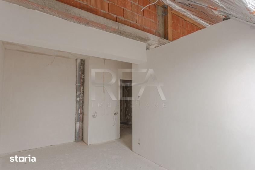 Apartament cu 3 camere semidecomandat în Iancului
