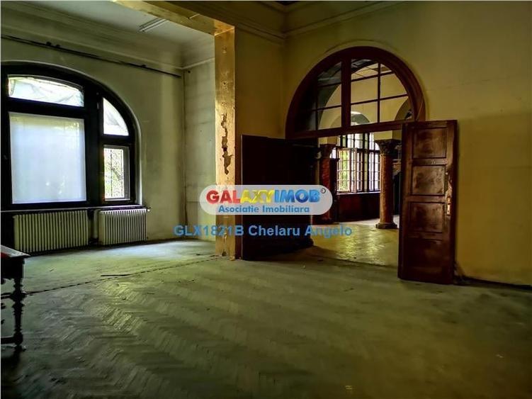 Casă cu 10 camere cu Teren 1760 Mp în Cișmigiu
