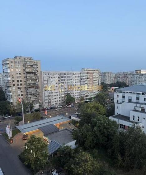 Garsonieră decomandată, mobilată în Dristor
