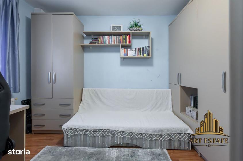Apartament cu 4 camere, mobilat în Central