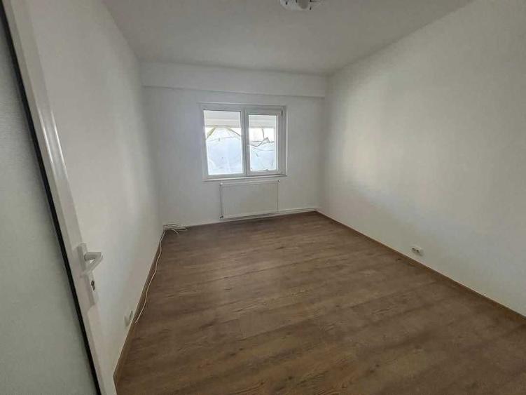 APARTAMENT CU EXTINDERE 34 mp - str. Petru Rares - 3