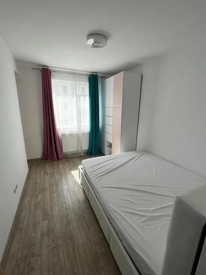 Apartament 3 camere de vanzare Aparatorii Patriei Metalurgiei - 4