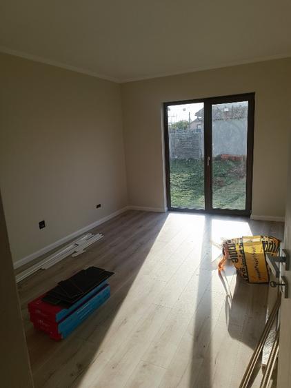 Casa se vânzare Pischia  - 8