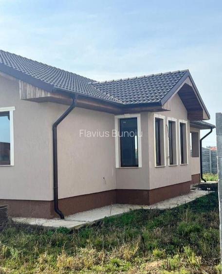 Casa Santandrei, 4 cam, 150 mp SU, teren 500 mp.142.000...
