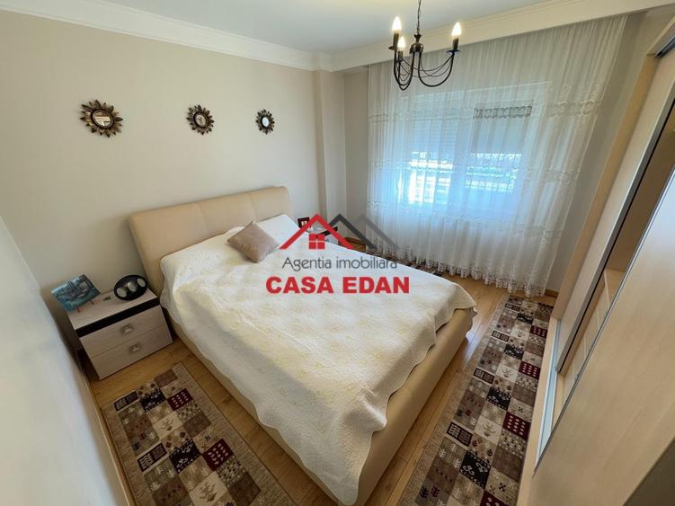 Ap 2 cam in Campina, ultracentral--99.900e - 4